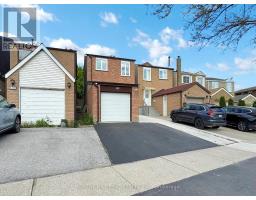 109 SPYGLASS HILL ROAD, Vaughan, Ontario