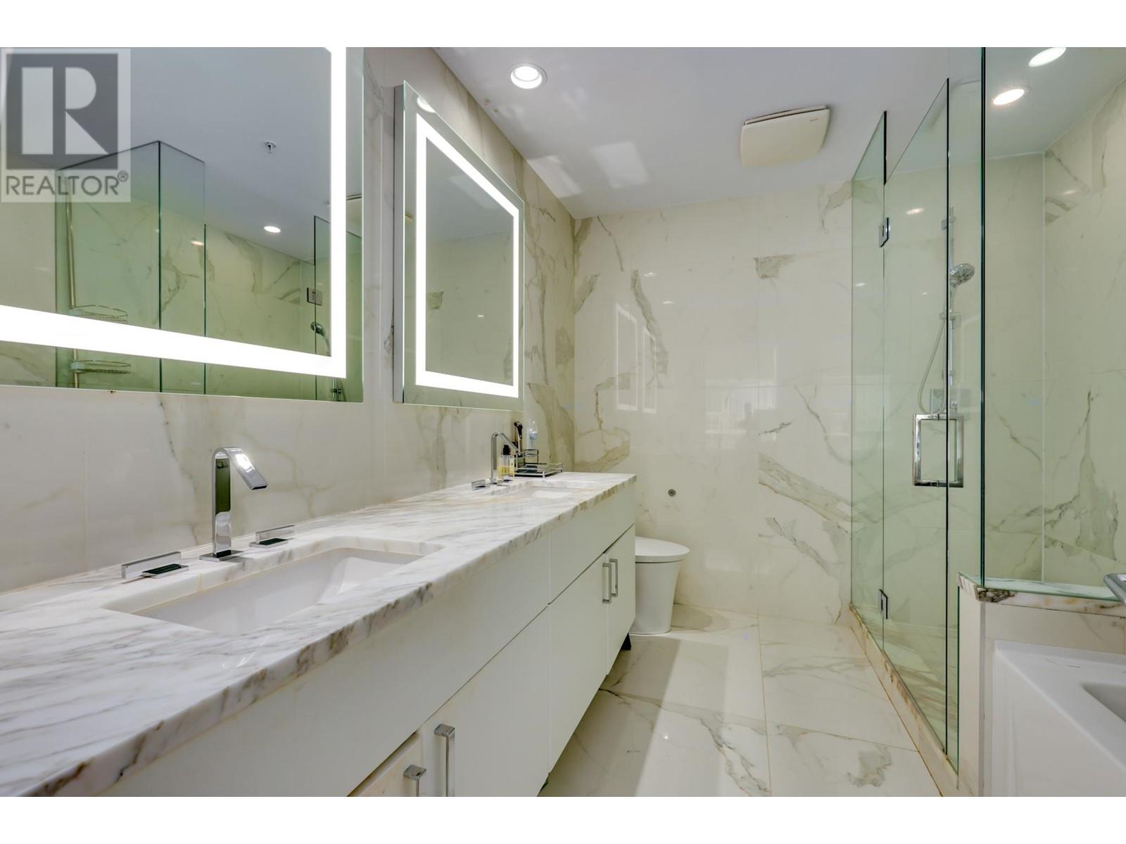 501 185 Victory Ship Way, North Vancouver, British Columbia  V7L 0G2 - Photo 13 - R3009428