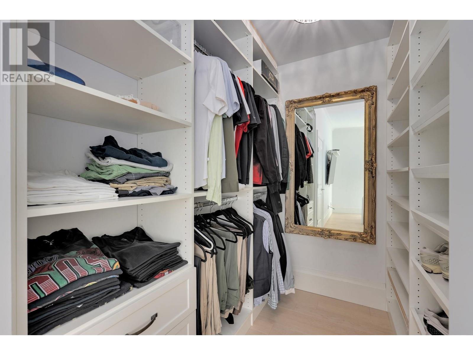 501 185 Victory Ship Way, North Vancouver, British Columbia  V7L 0G2 - Photo 15 - R3009428