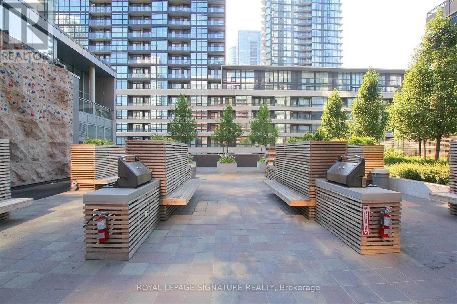 2108 - 25 Telegram Mews, Toronto, Ontario  M5V 3Z1 - Photo 20 - C12187407