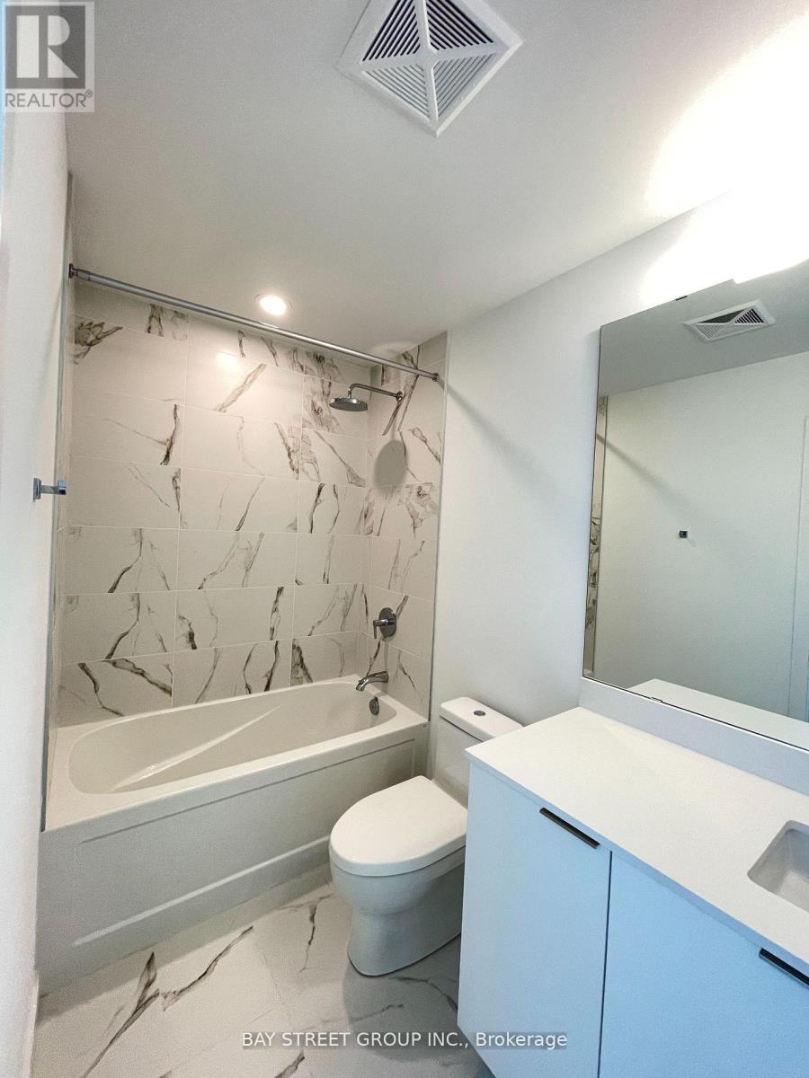 S904 - 8 Olympic Garden Drive, Toronto, Ontario  M2M 0B9 - Photo 9 - C12187834