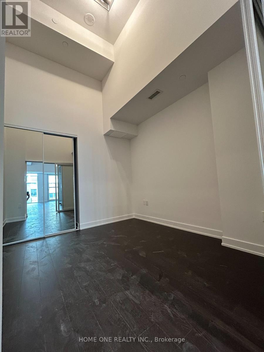 613 - 121 St Patrick Street, Toronto, Ontario  M5T 3C1 - Photo 5 - C12187835