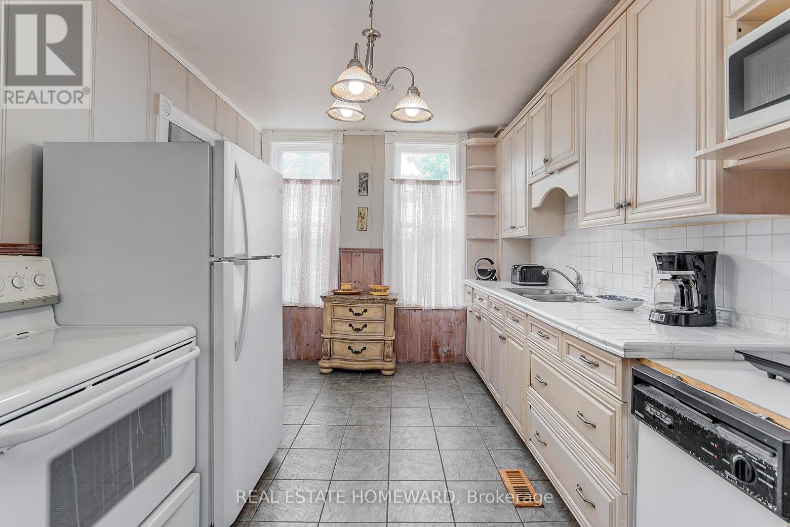 75 Patrick Street, Orillia, Ontario  L3V 5L3 - Photo 20 - S12187832