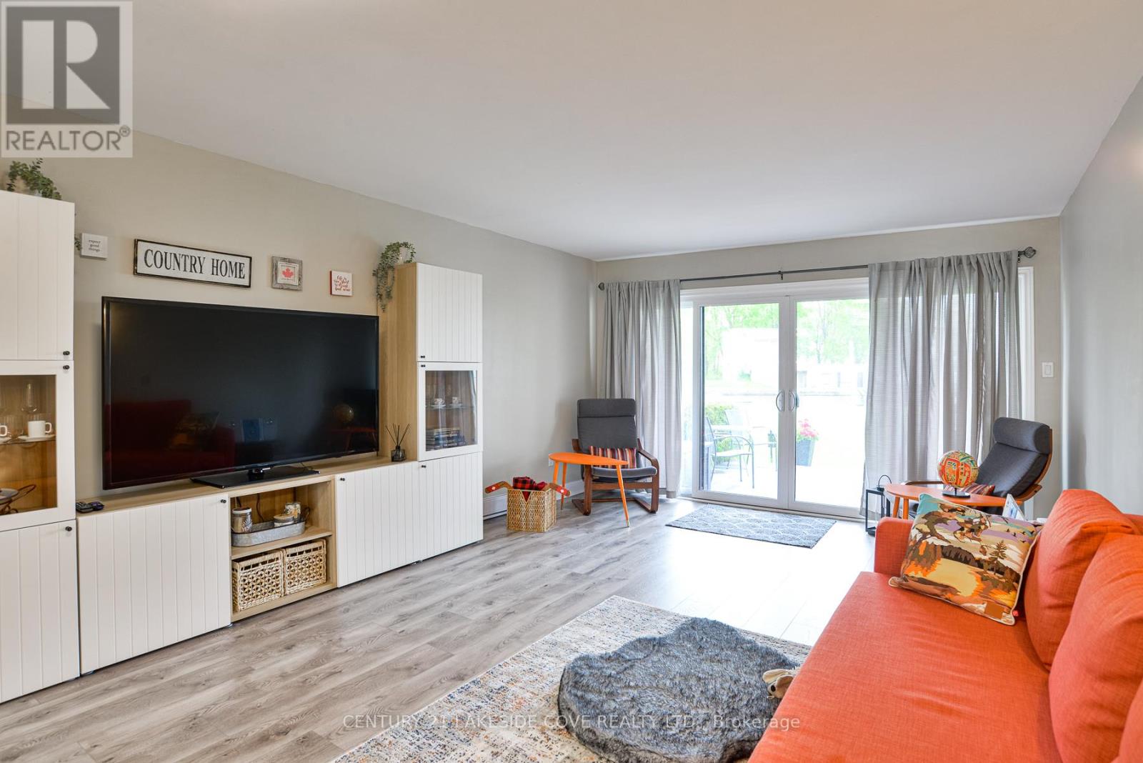 Unit 14 - 1 Paradise Boulevard, Ramara, Ontario  L0K 1B0 - Photo 12 - S12187843