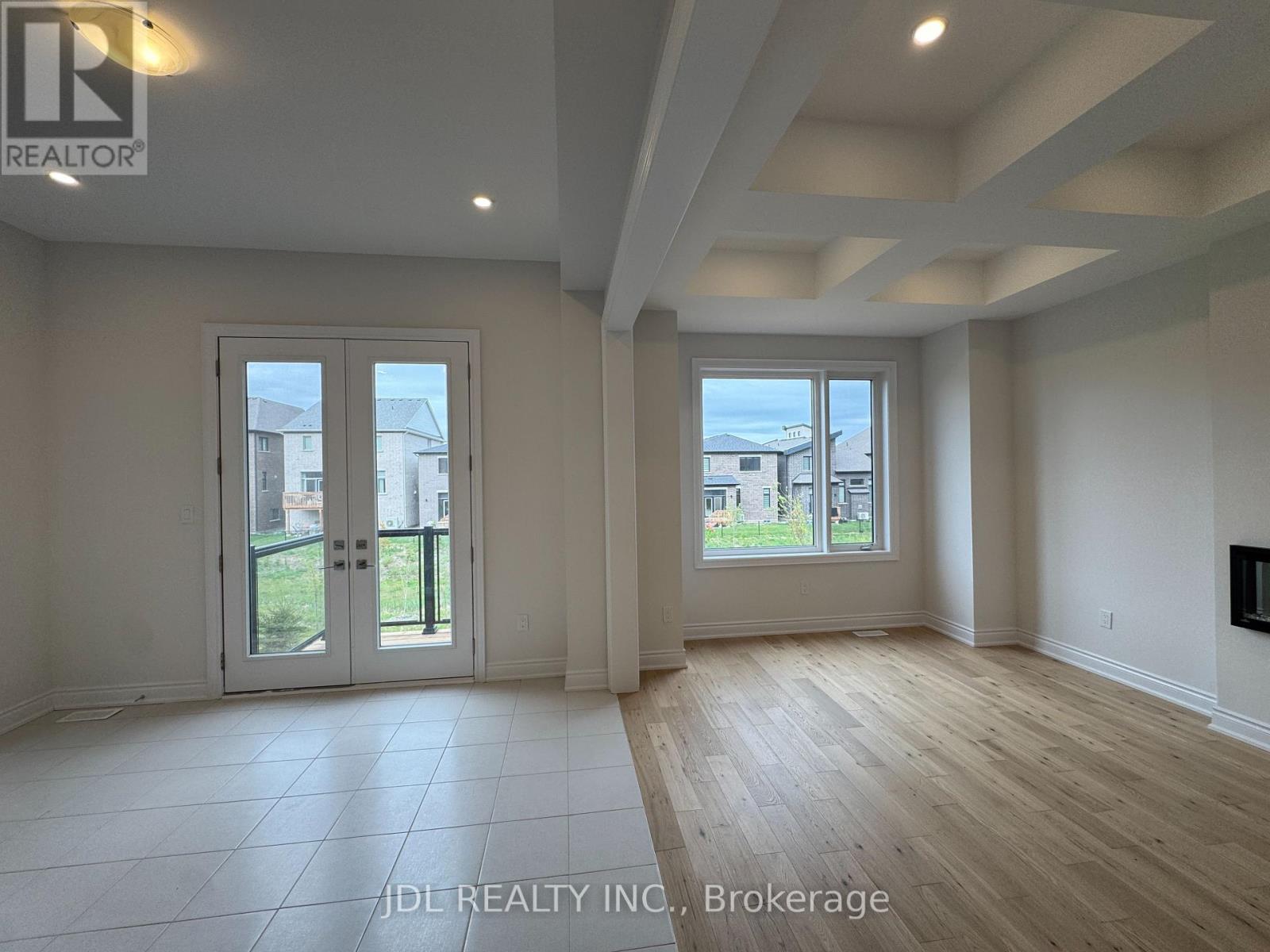 3057 Perkins Way, Oakville, Ontario  L6H 7Z3 - Photo 3 - W12149423