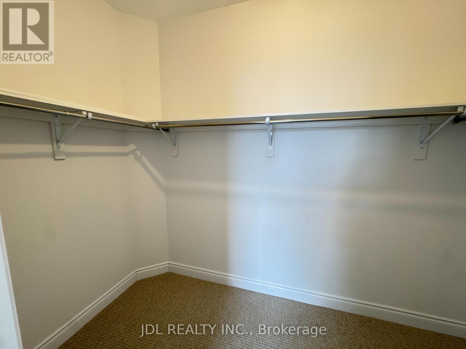 3057 Perkins Way, Oakville, Ontario  L6H 7Z3 - Photo 15 - W12149423