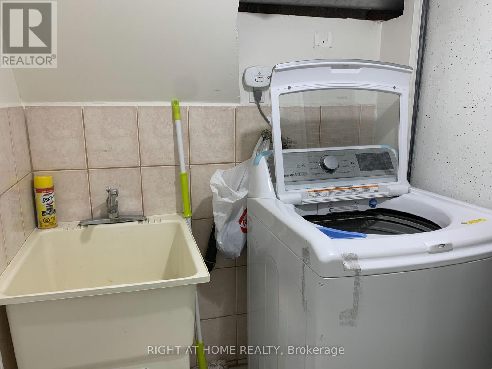 Basement - 45 Turnberry Avenue, Toronto, Ontario  M6N 1P9 - Photo 23 - W12148669