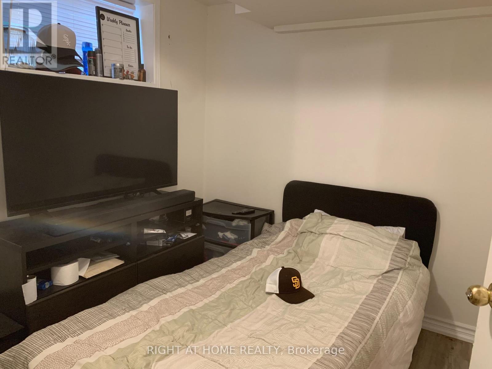 Basement - 45 Turnberry Avenue, Toronto, Ontario  M6N 1P9 - Photo 18 - W12148669