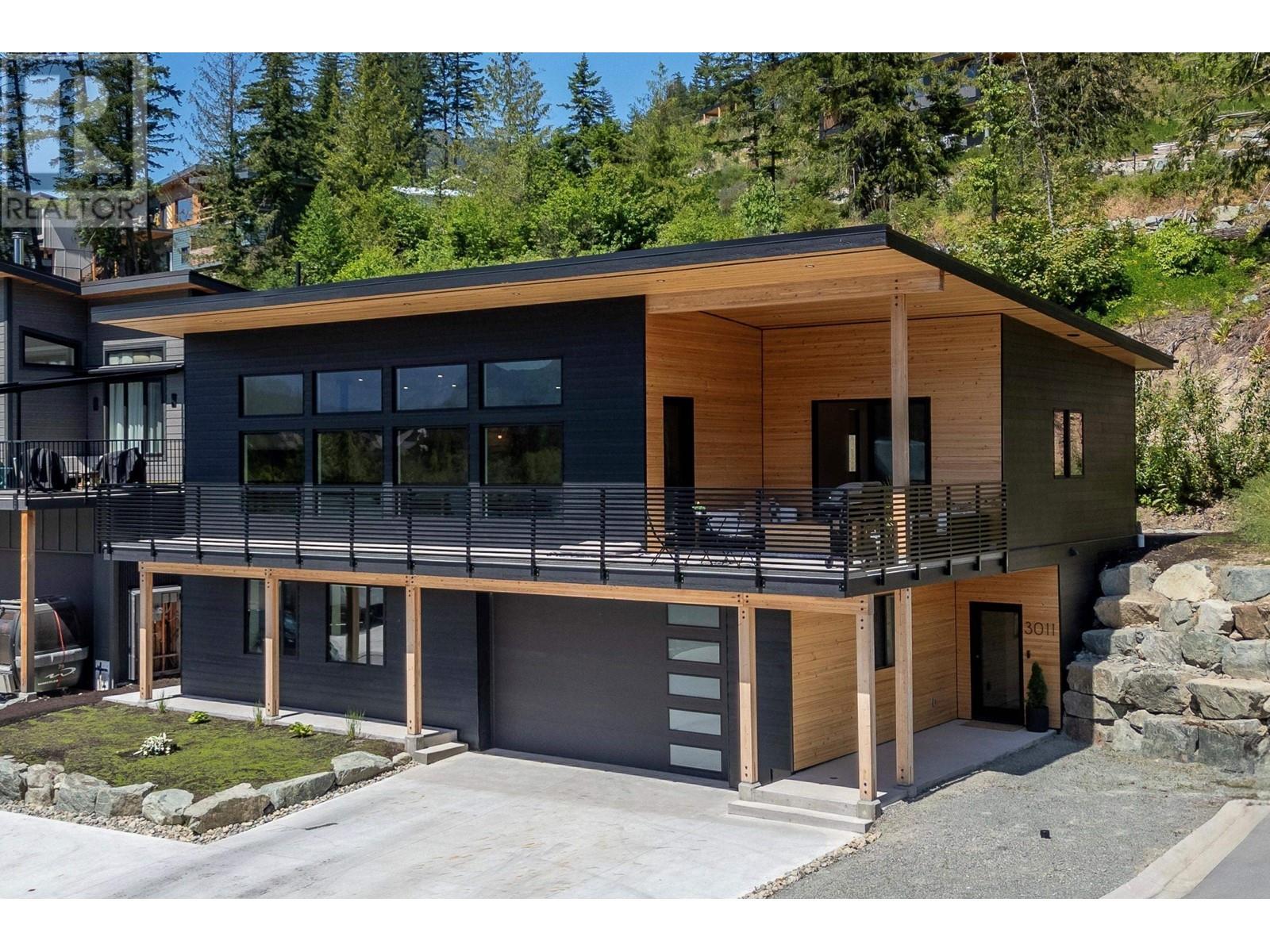 3011 Tenquille Place, Pemberton, British Columbia  V0N 2L3 - Photo 1 - R3009531