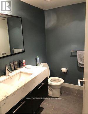 524 - 21 Nelson Street, Toronto, Ontario  M5V 1T8 - Photo 8 - C12187849