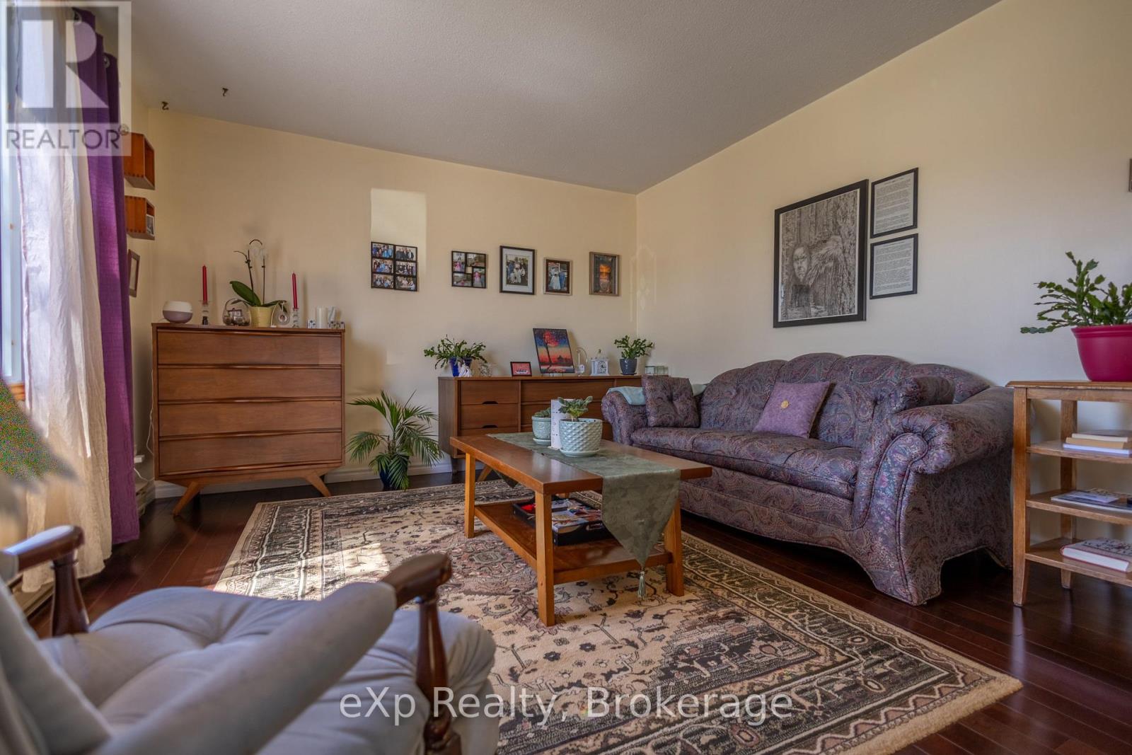 704 11th Street E, Hanover, Ontario  N4N 3J4 - Photo 12 - X11962475