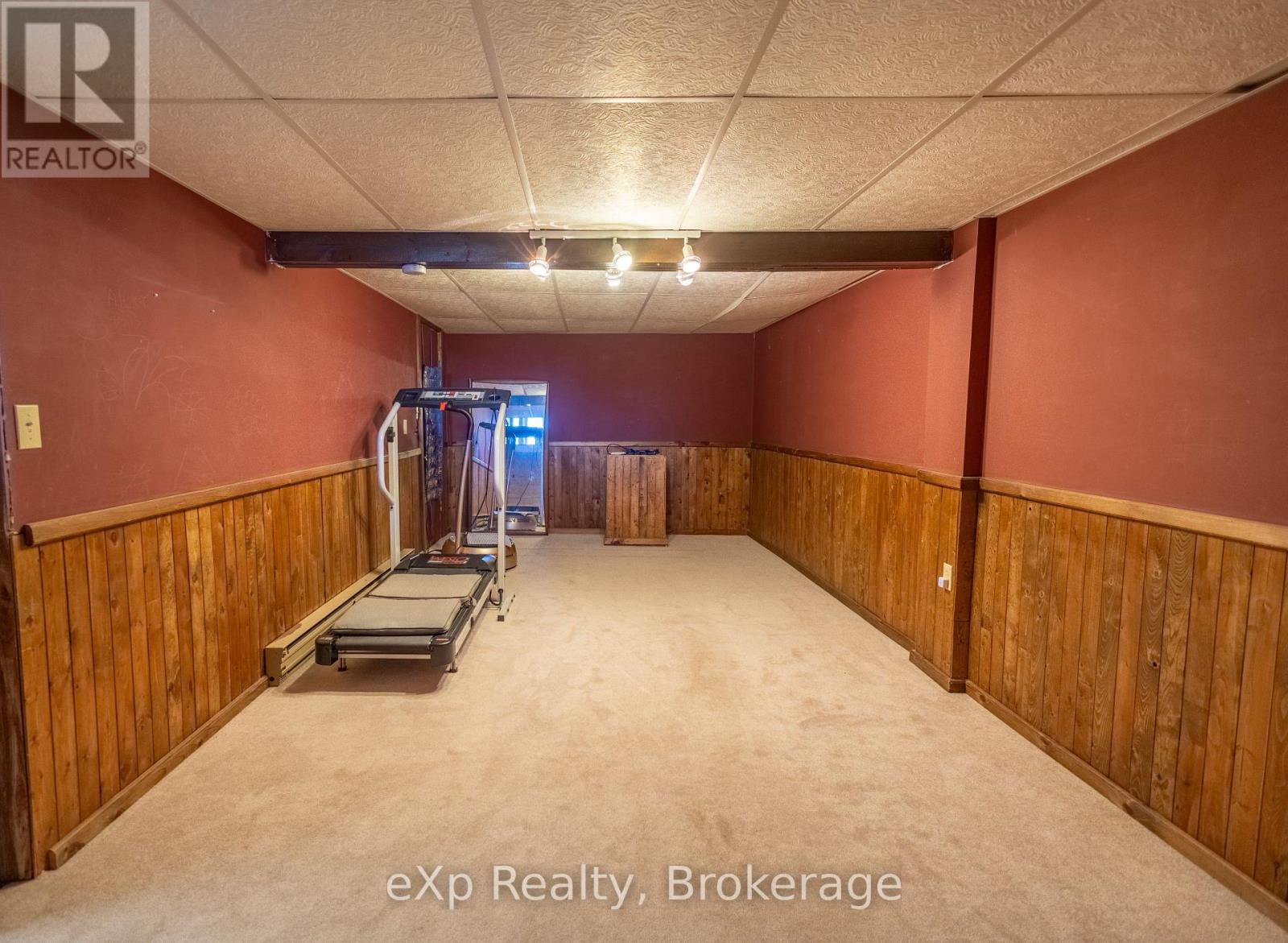 704 11th Street E, Hanover, Ontario  N4N 3J4 - Photo 23 - X11962475
