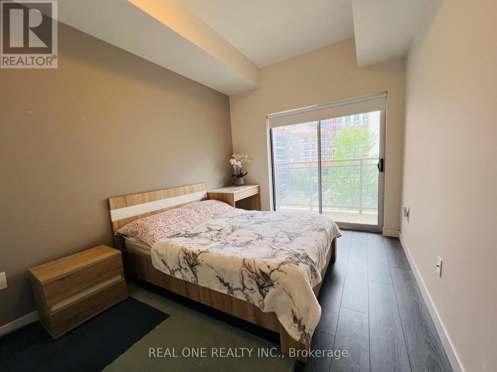 316 - 251 Hemlock Street, Waterloo, Ontario  N2L 3R4 - Photo 8 - X12187848