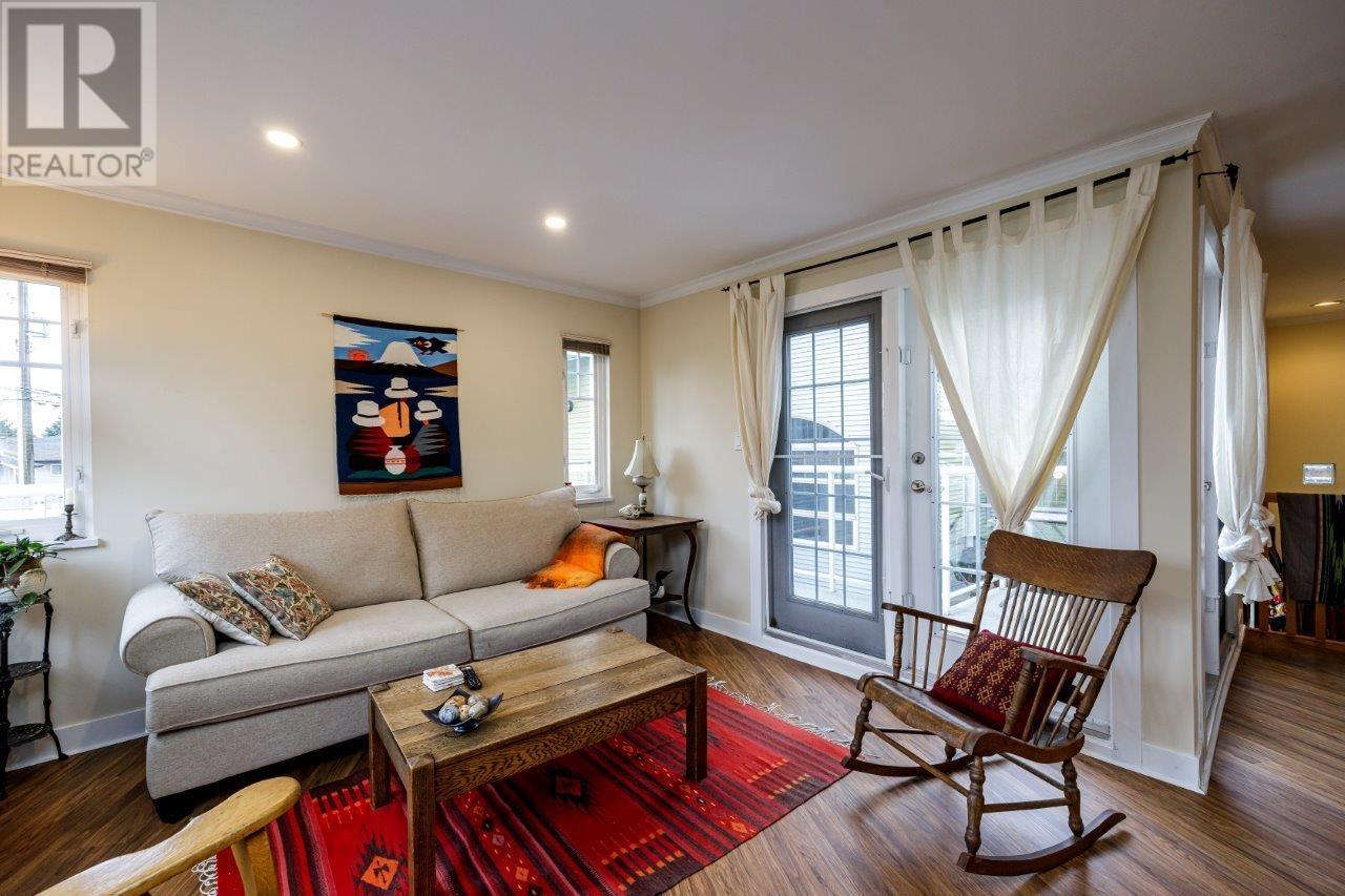 Listing Picture 15 of 36 : 26 N STRATFORD AVENUE, Burnaby / 本拿比 - 魯藝地產 Yvonne Lu Group - MLS Medallion Club Member