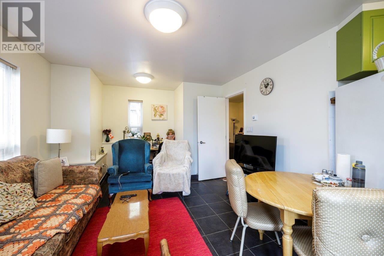 Listing Picture 28 of 36 : 26 N STRATFORD AVENUE, Burnaby / 本拿比 - 魯藝地產 Yvonne Lu Group - MLS Medallion Club Member