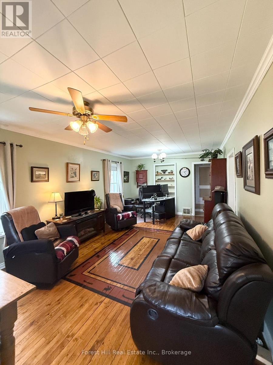 11588 Hwy 522 Highway, Parry Sound Remote Area, Ontario  P0H 1Y0 - Photo 13 - X12187611