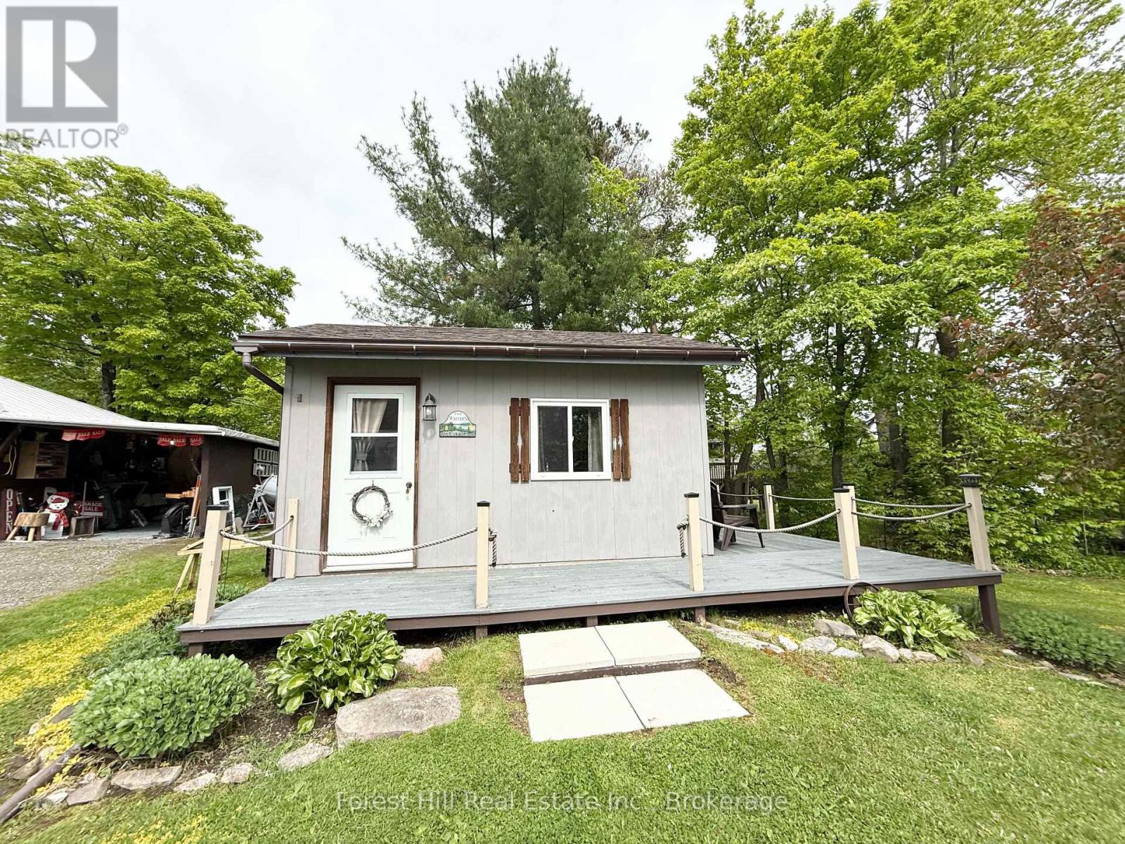 11588 Hwy 522 Highway, Parry Sound Remote Area, Ontario  P0H 1Y0 - Photo 34 - X12187611