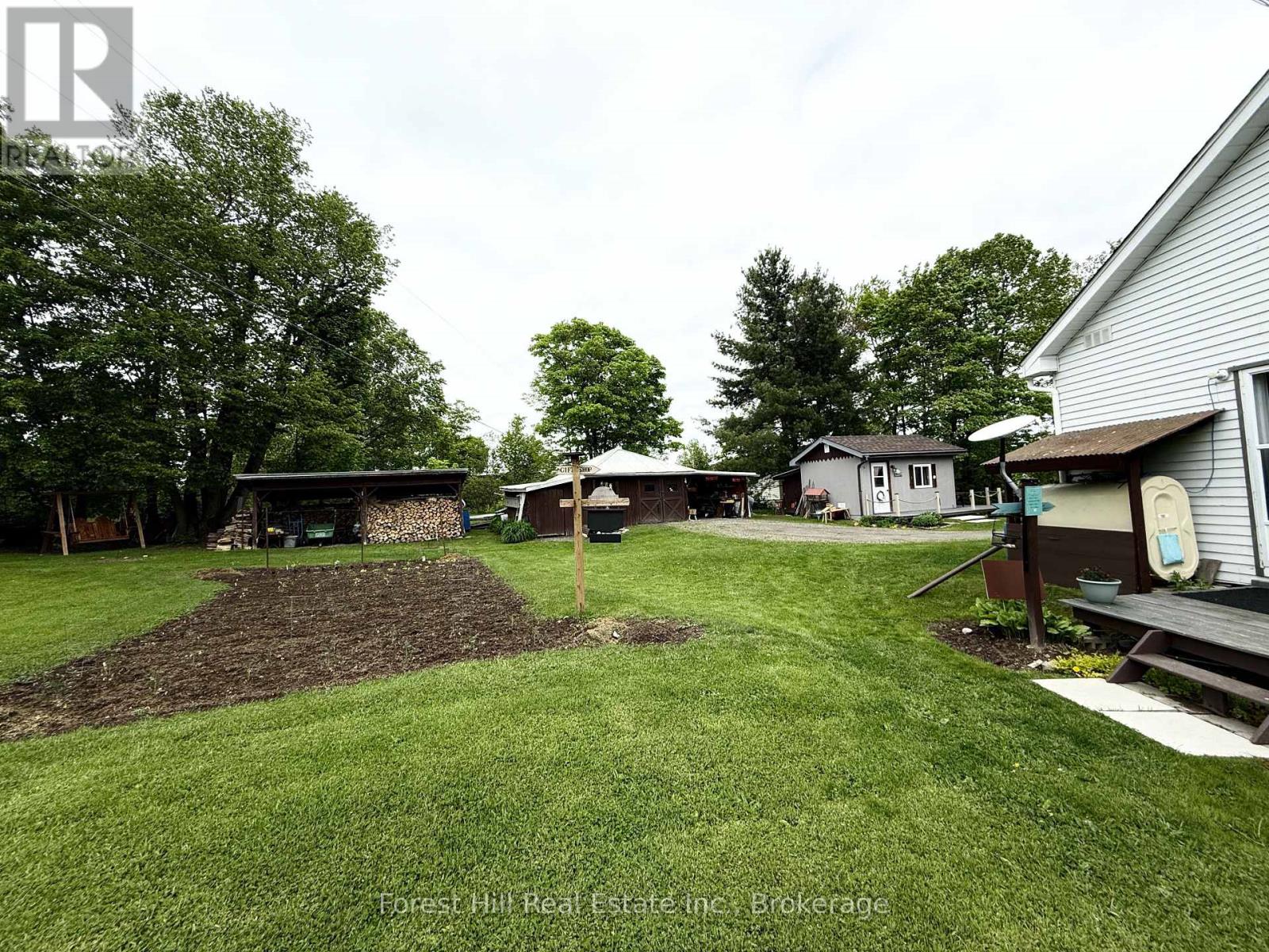 11588 Hwy 522 Highway, Parry Sound Remote Area, Ontario  P0H 1Y0 - Photo 6 - X12187611