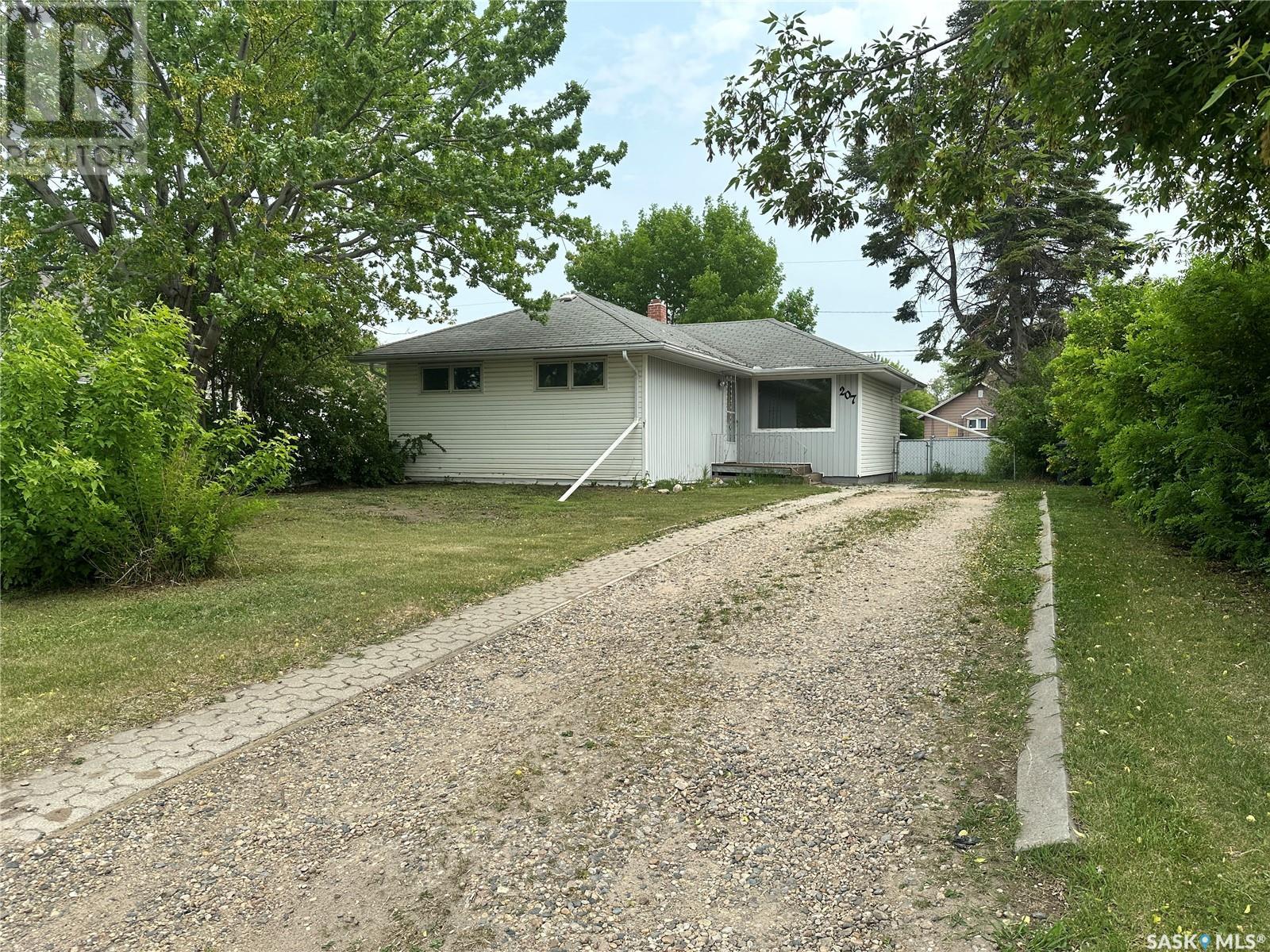 207 2nd Street W, Wynyard, Saskatchewan  S0A 4T0 - Photo 23 - SK007901