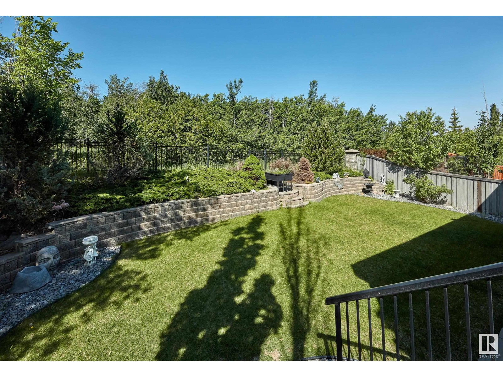 2426 Martell Cr Nw, Edmonton, Alberta  T6R 0C7 - Photo 51 - E4438122