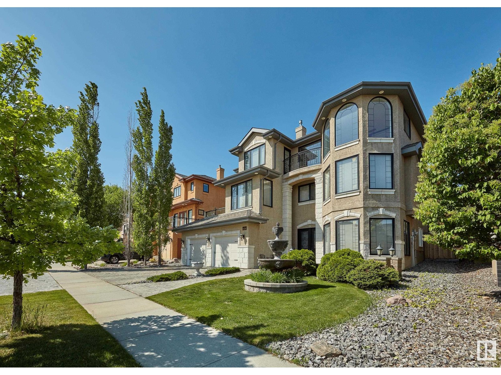 2426 Martell Cr Nw, Edmonton, Alberta  T6R 0C7 - Photo 2 - E4438122
