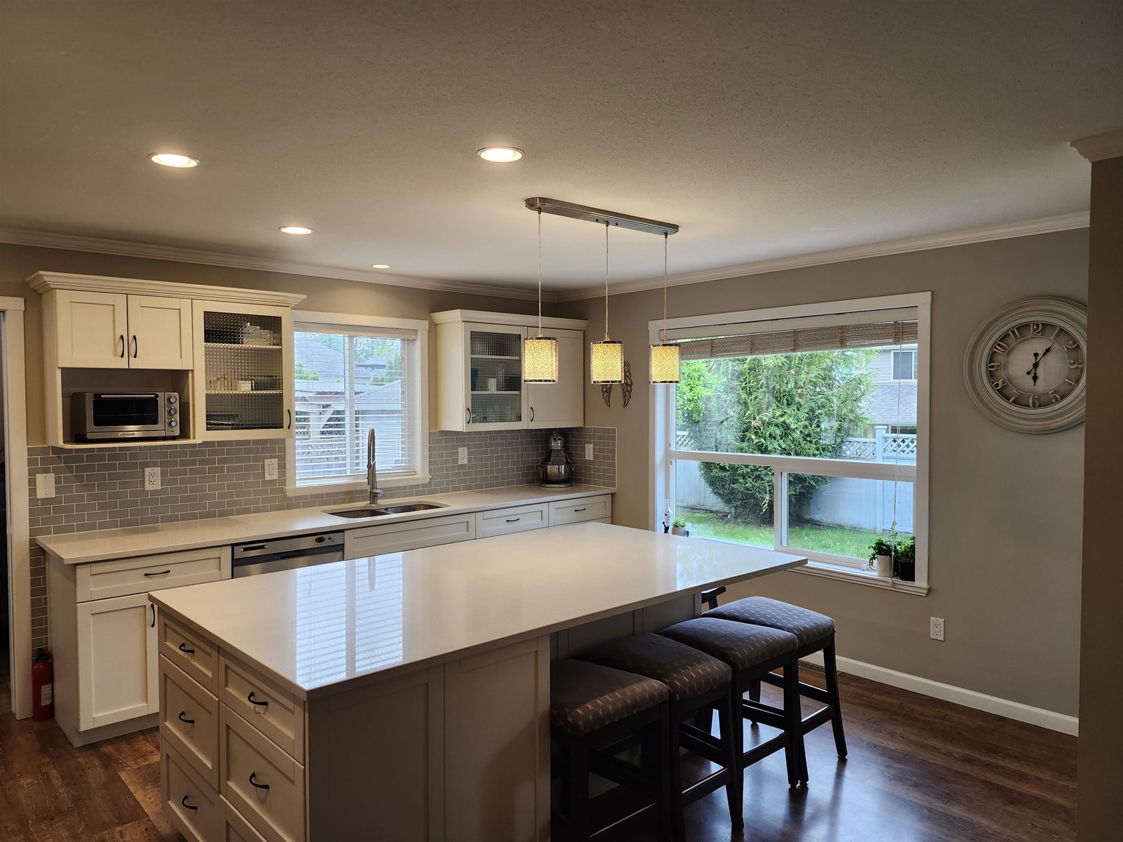 27977 Buffer Crescent, Abbotsford, British Columbia  V4X 2S5 - Photo 2 - R3004719