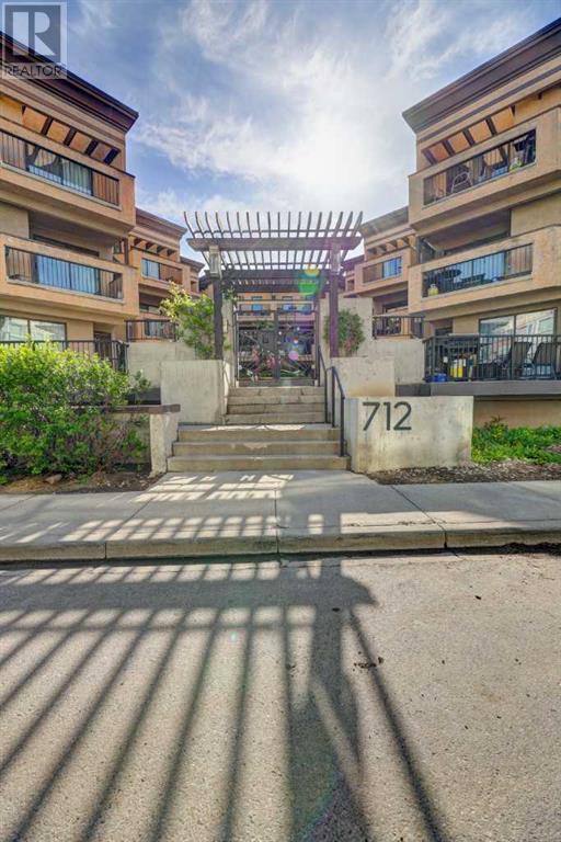 Property at 18, 712 4 Street NE image 3