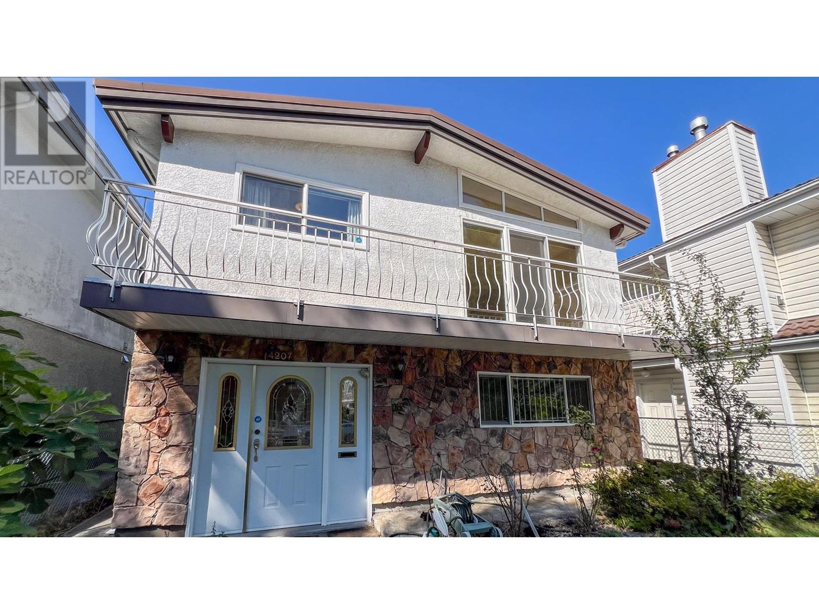 4207 UNION STREET, burnaby, British Columbia