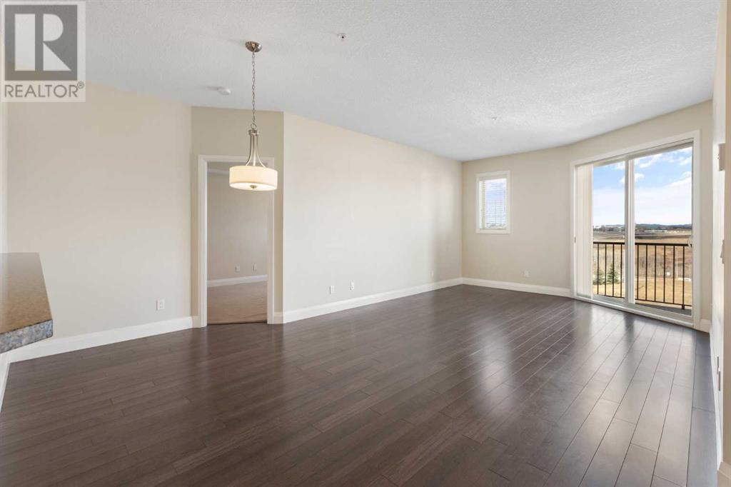 2305, 15 Sunset Square, Cochrane, Alberta  T4C 0E7 - Photo 8 - A2203679