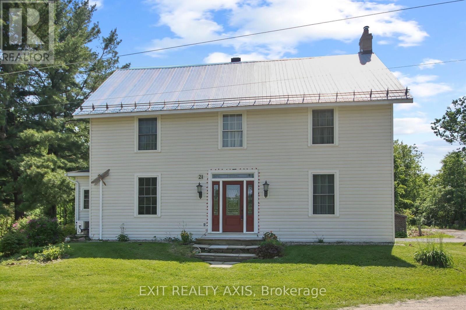 21 MAIN STREET, Rideau Lakes, Ontario