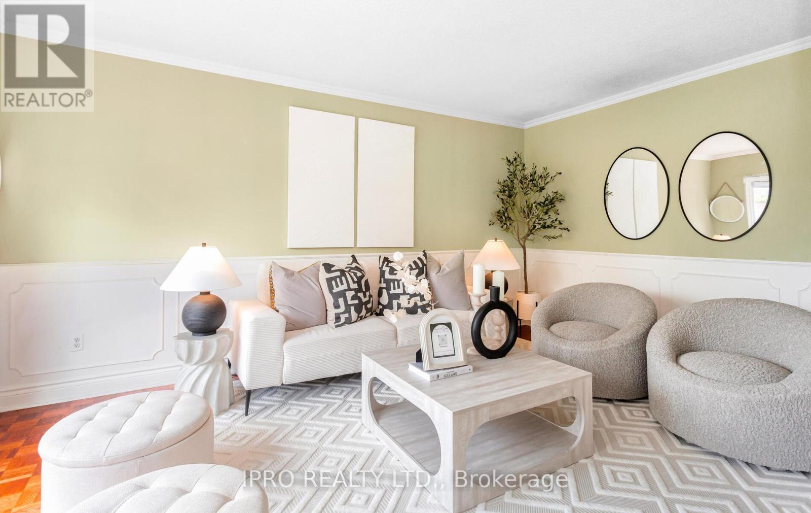 14 Burt Drive, Brampton, Ontario  L6X 3H6 - Photo 5 - W12186680