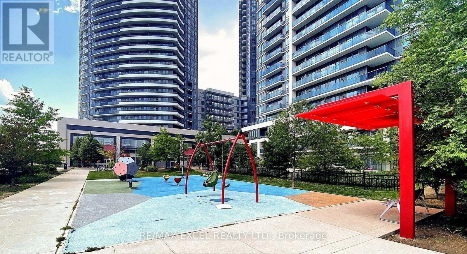 2006 - 7165 YONGE STREET, Markham, Ontario