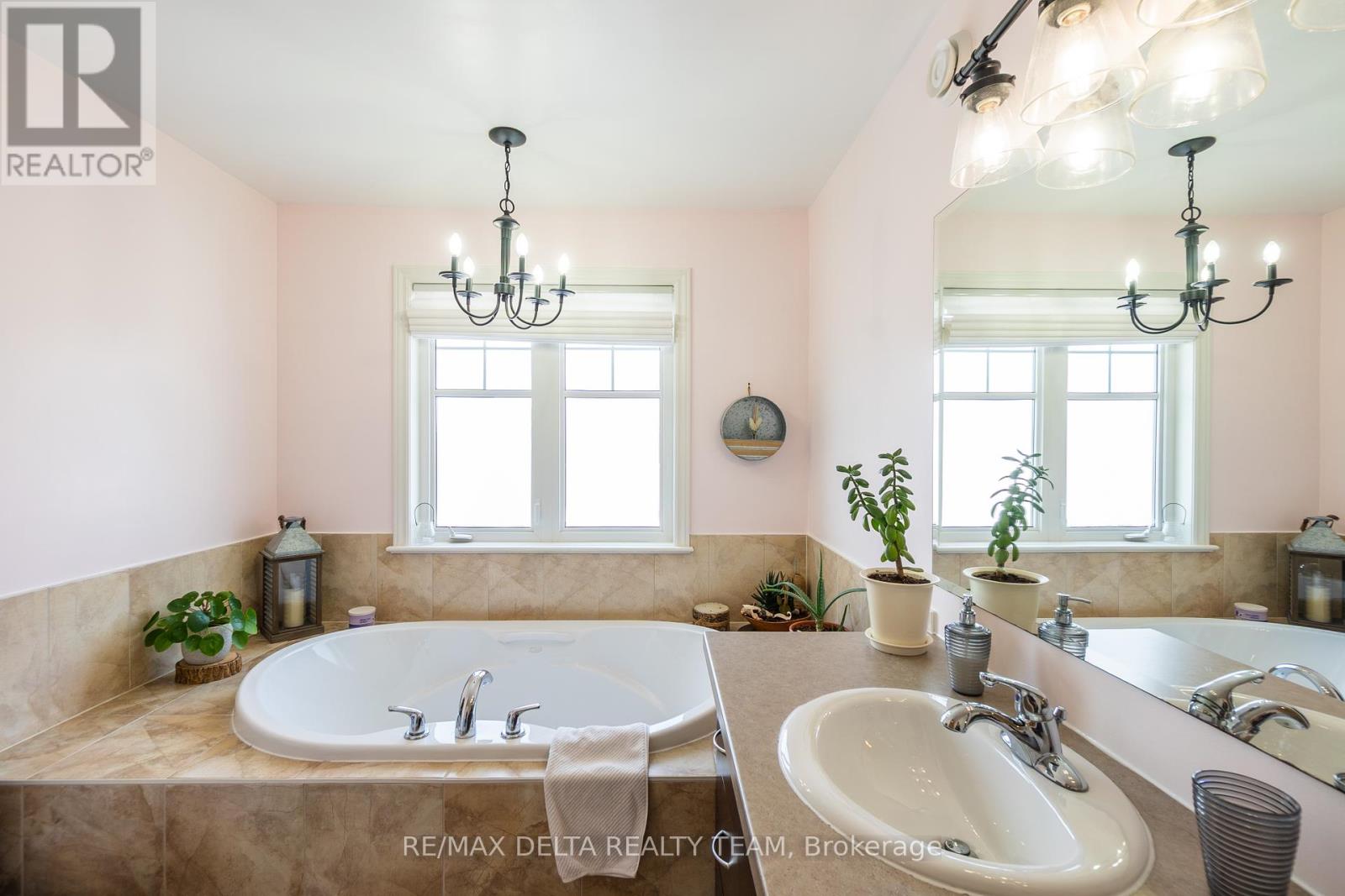 318 Grammond Circle, Ottawa, Ontario  K4A 0T6 - Photo 16 - X12030160