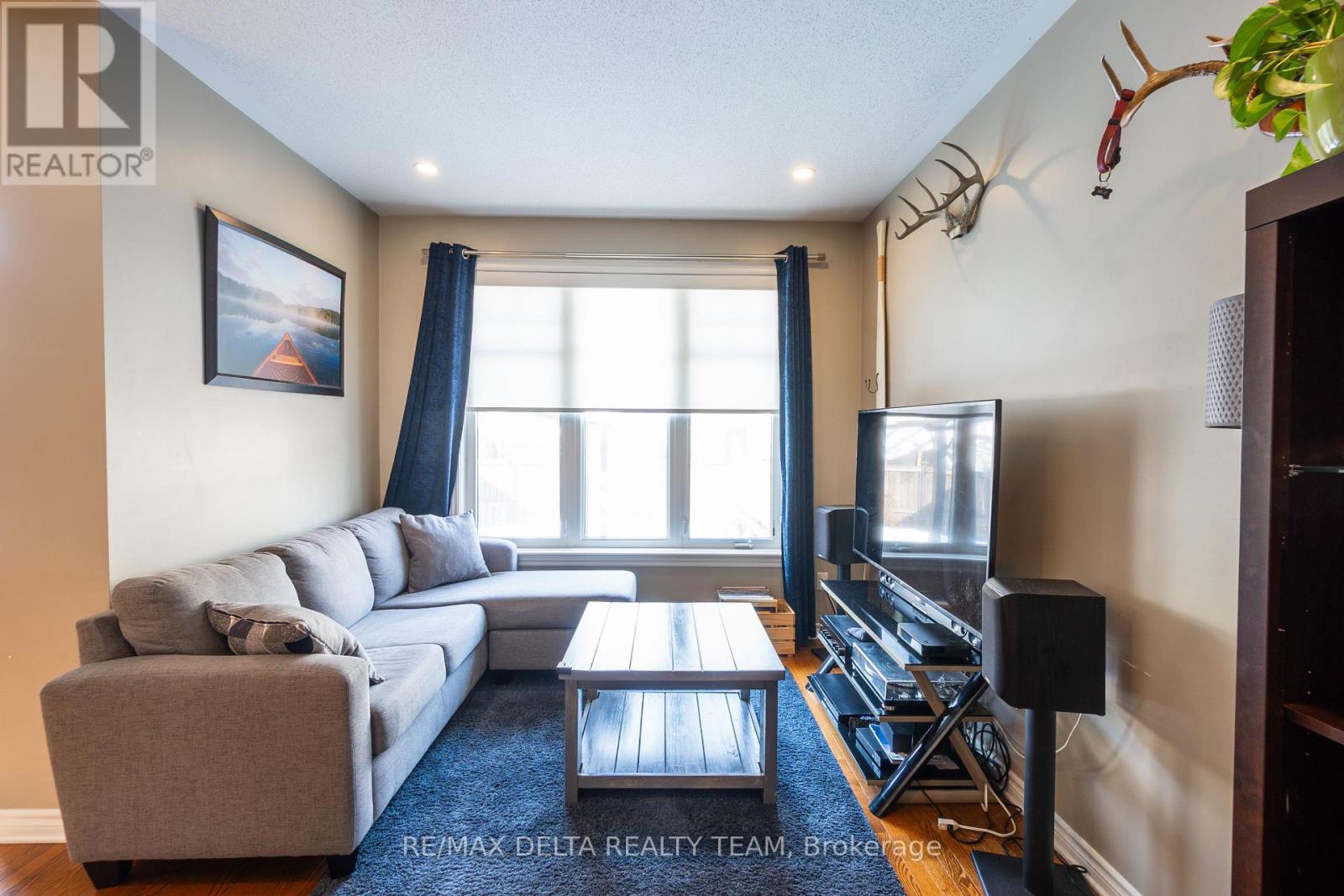 318 Grammond Circle, Ottawa, Ontario  K4A 0T6 - Photo 4 - X12030160