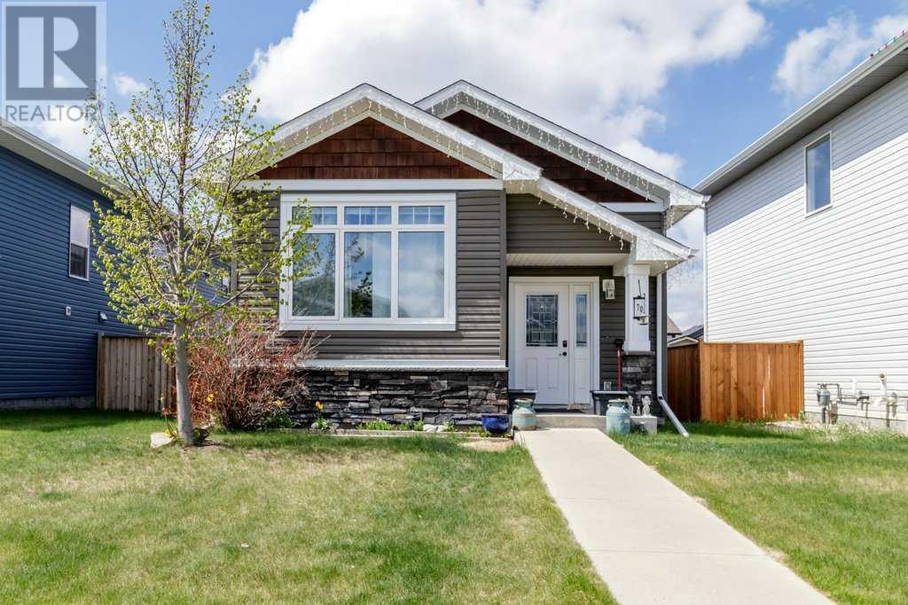 70 Village Crescent, Red Deer, Alberta  T4R 0P2 - Photo 1 - A2222364