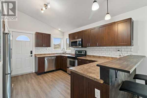 70 Village Crescent, Red Deer, Alberta  T4R 0P2 - Photo 17 - A2222364