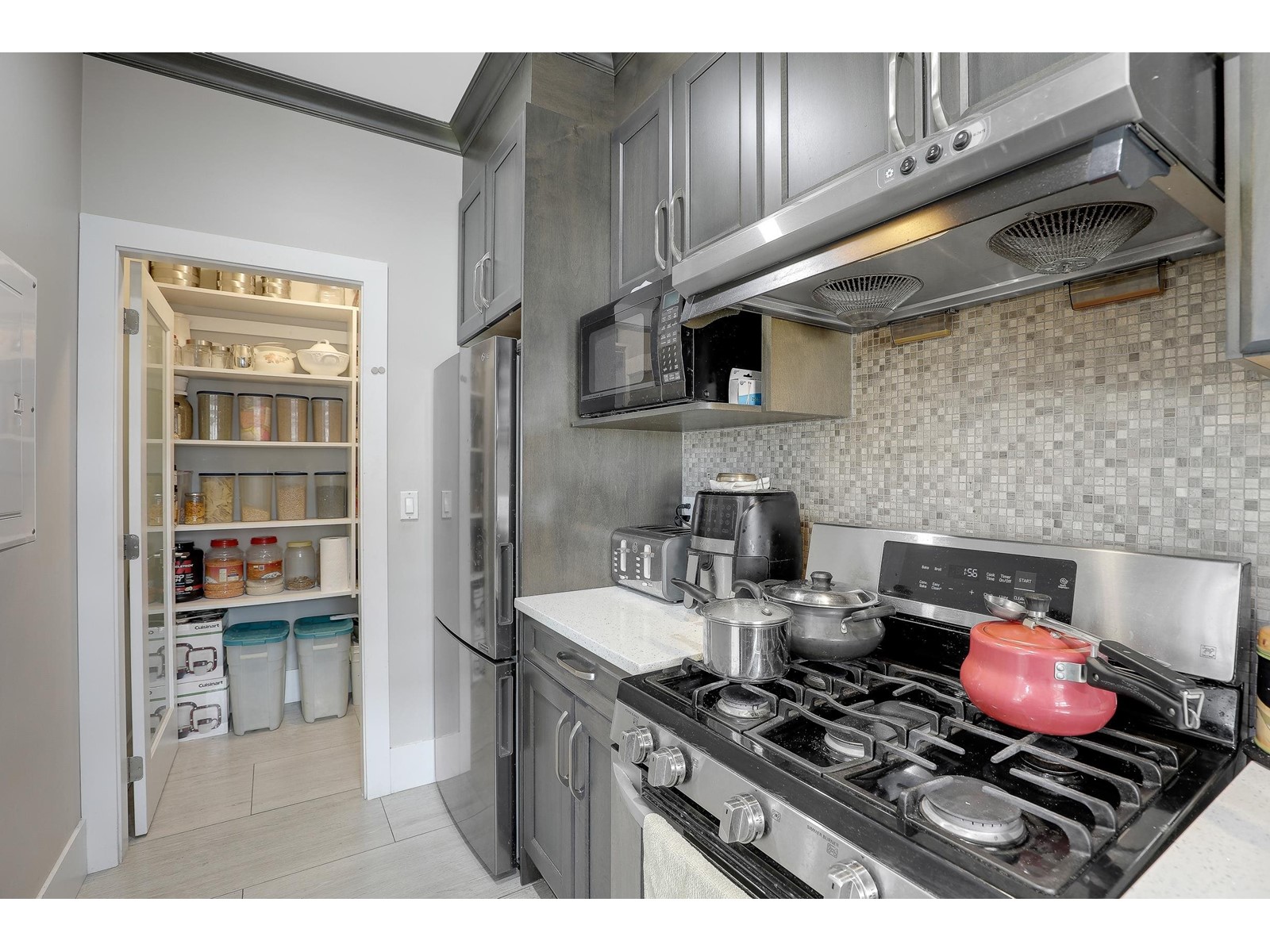 5438 188 Street, Surrey, British Columbia  V3S 6R4 - Photo 10 - R3008420
