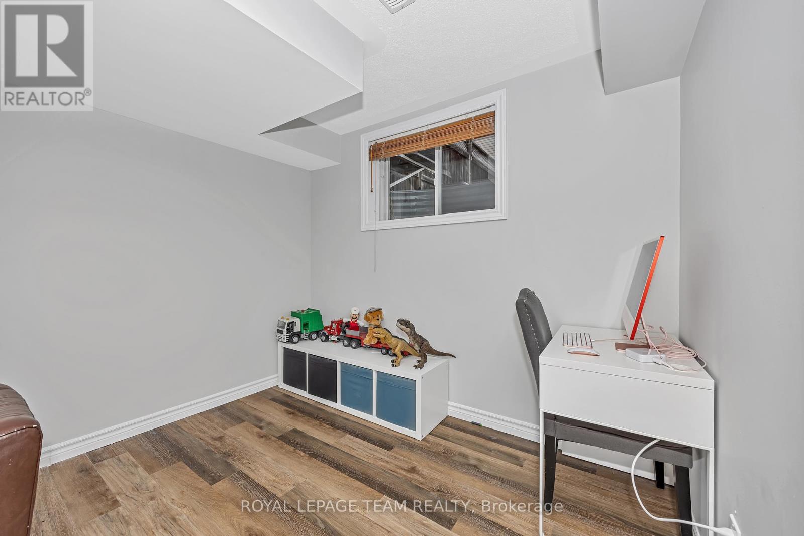 91 Whetstone Crescent, Ottawa, Ontario  K2G 7C4 - Photo 30 - X12187878