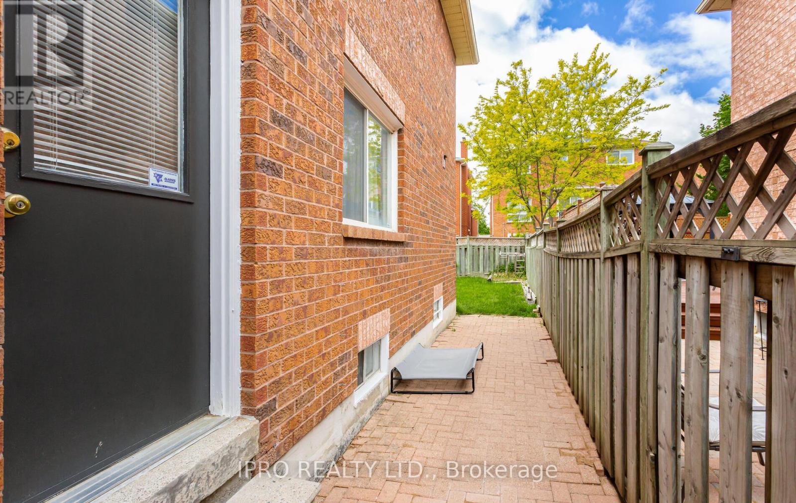 14 Burt Drive, Brampton, Ontario  L6X 3H6 - Photo 46 - W12186680