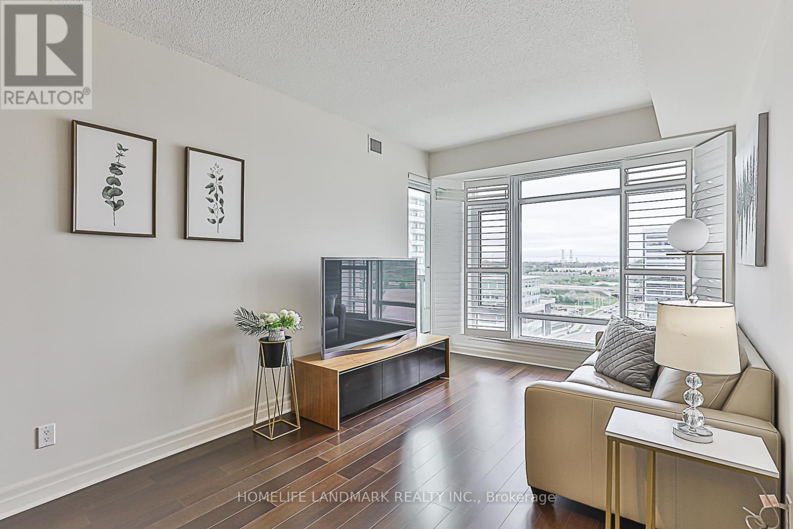 1102 - 8110 Birchmount Road, Markham, Ontario  L6G 0E3 - Photo 11 - N12187880