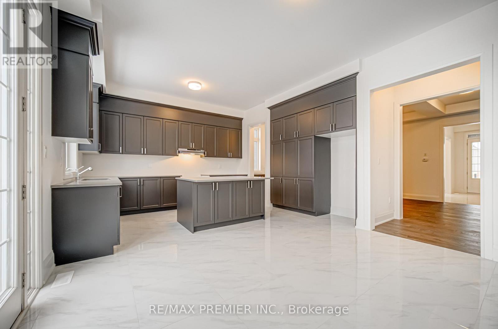 31 Bayberry Drive E, Adjala-Tosorontio, Ontario  L0G 1W0 - Photo 15 - N12090632
