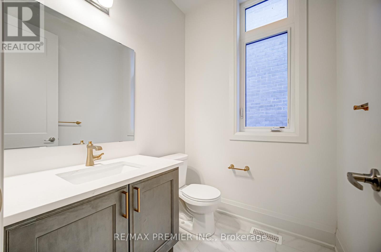 31 Bayberry Drive E, Adjala-Tosorontio, Ontario  L0G 1W0 - Photo 7 - N12090632