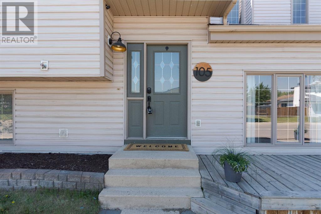 Property at 105 Whiteoak Garden image 2