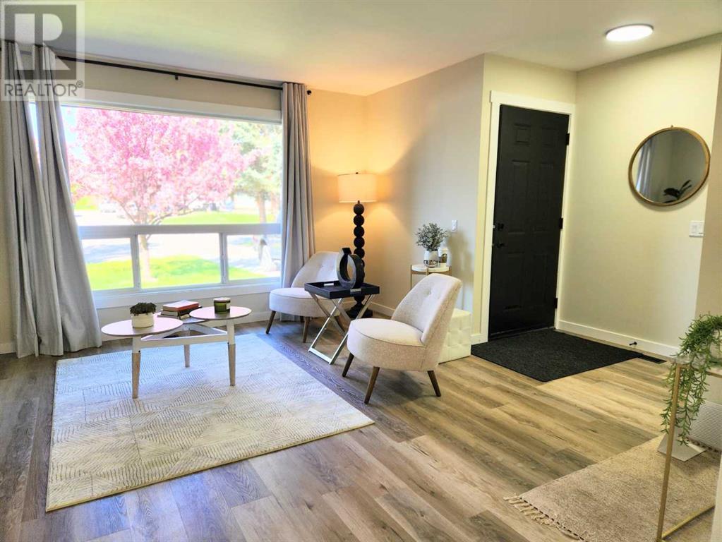 Property at 468 Cannington Close SW image 5