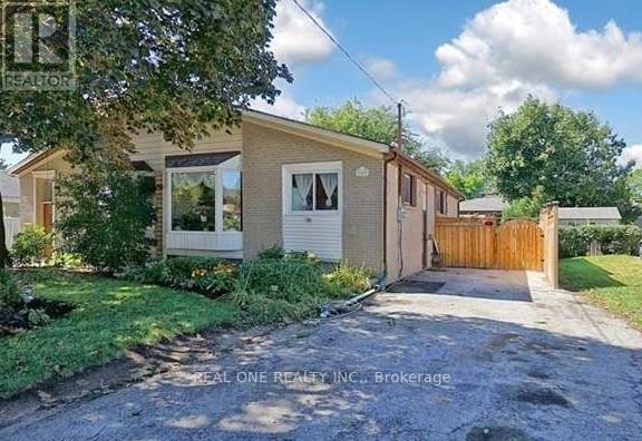 Main - 349 Browndale Crescent, Richmond Hill (Crosby), Ontario  L4C 3J3 - Photo 1 - N12187886