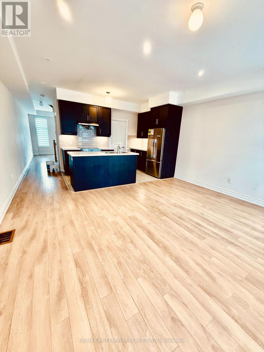 2 - 2a Muir Avenue, Toronto, Ontario  M9L 0A6 - Photo 8 - W12187659