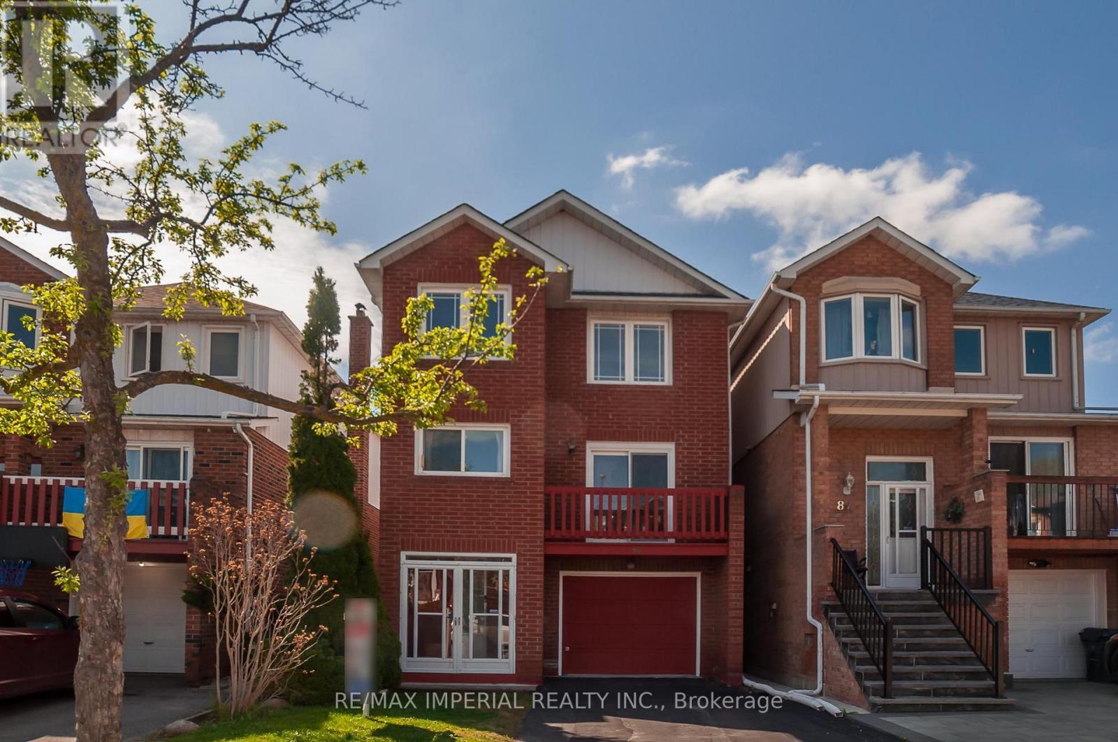 85 Festival Drive, Toronto, Ontario  M2R 3T9 - Photo 1 - C12129212