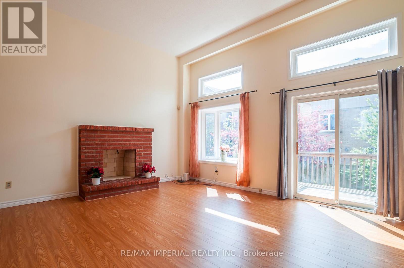 85 Festival Drive, Toronto, Ontario  M2R 3T9 - Photo 7 - C12129212