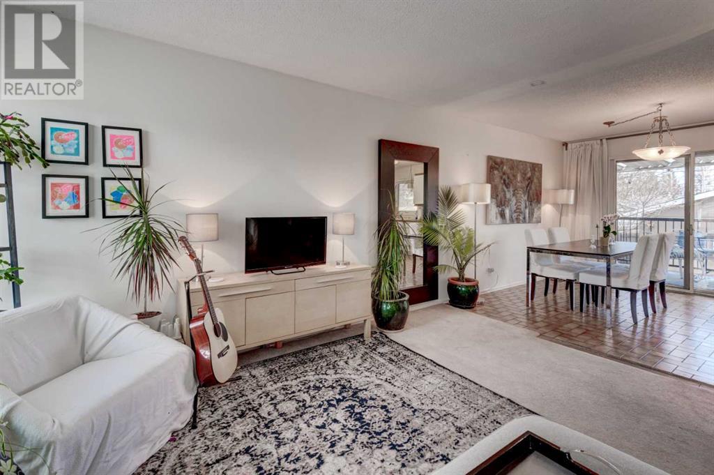 Property at 6604 34 Street SW image 4