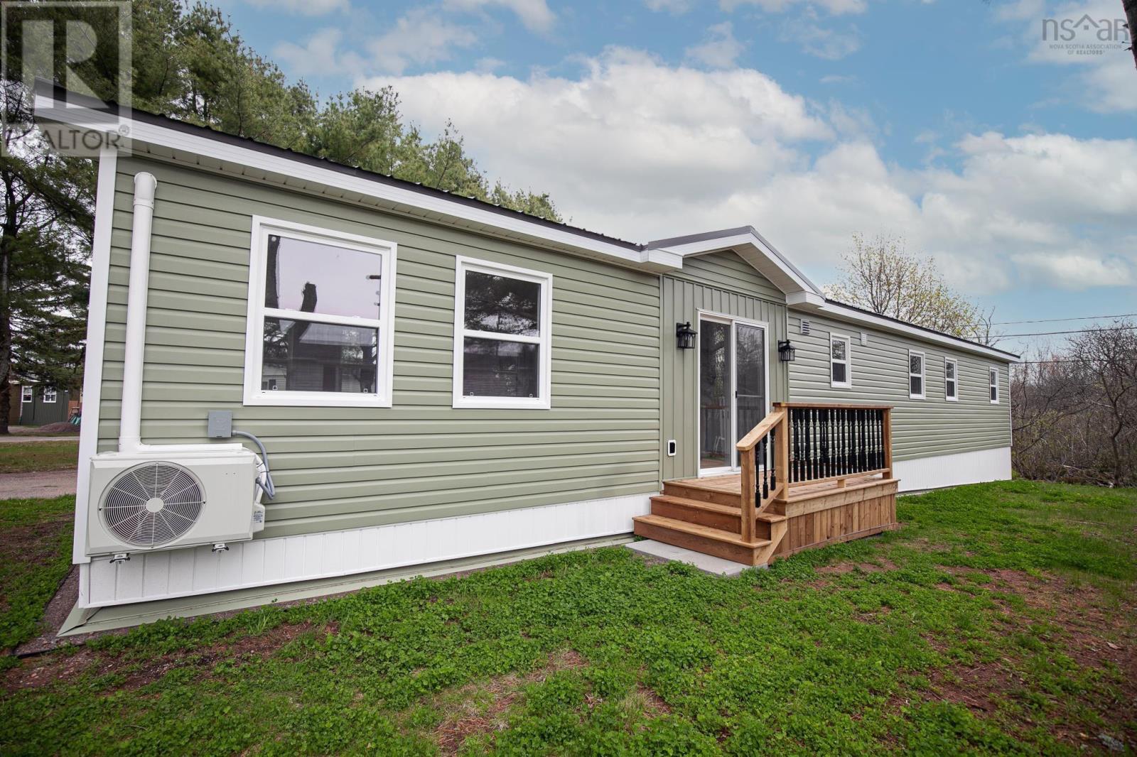 43 Lorne Crescent, Amherst, Nova Scotia  B4H 4A7 - Photo 6 - 202510999